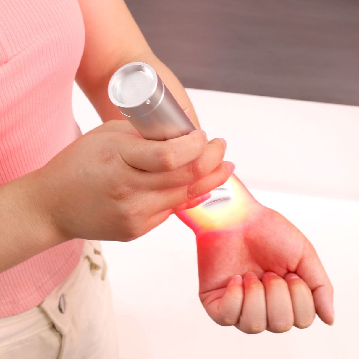 Linterna portátil de terapia de luz de Uno Vita (5 longitudes de onda)