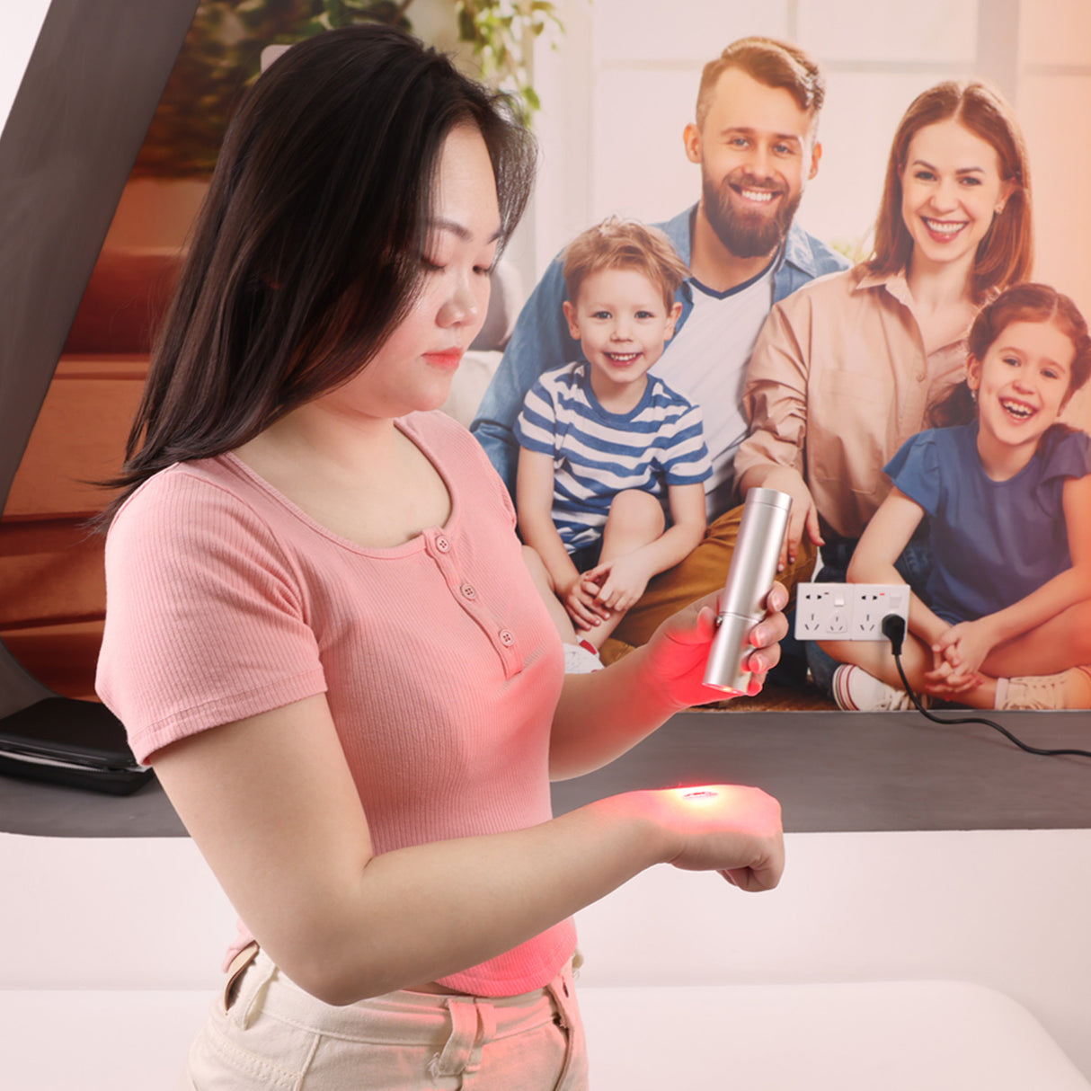 Uno Vitas ljusterapi handhållen ficklampa (5 våglängder)