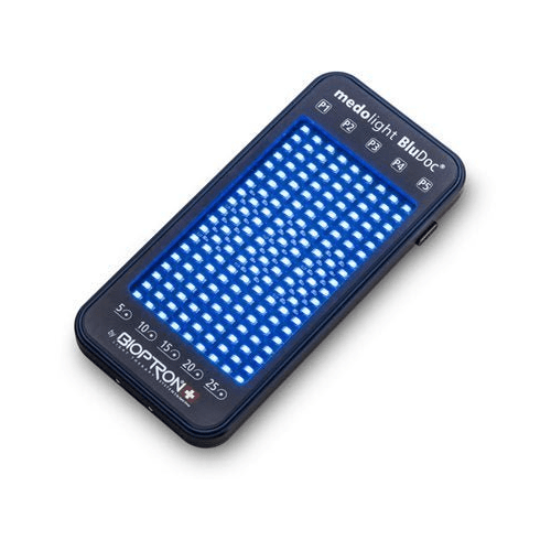 Bioptron の Medolight BluDoc、青色光を備えたポータブル LED 光療法装置