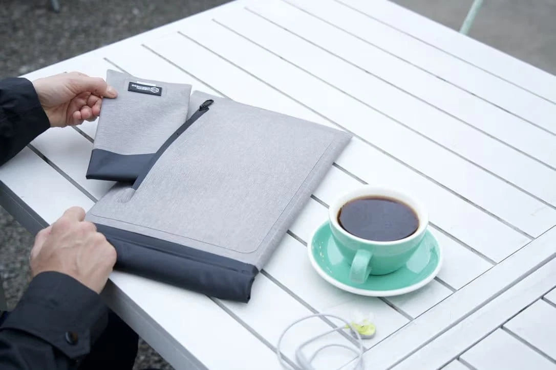 Mission Darkness™ Dry Shield Faraday waterdichte telefoonhoes - Uno Vita AS
