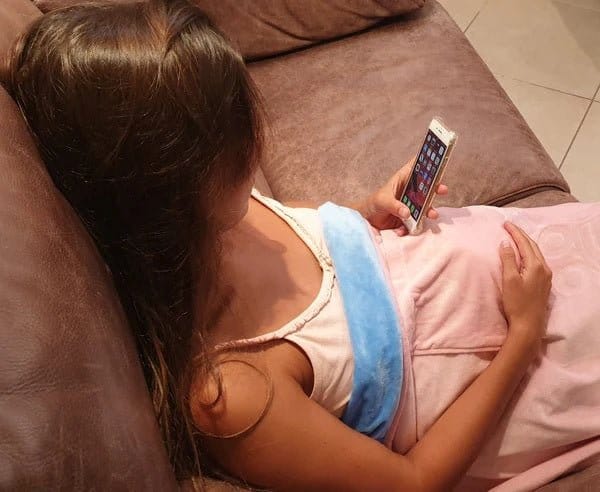 MOMMY SAFE Faraday tæppe med lomme EMF beskyttende 40GHz testet (blå) - Uno Vita AS