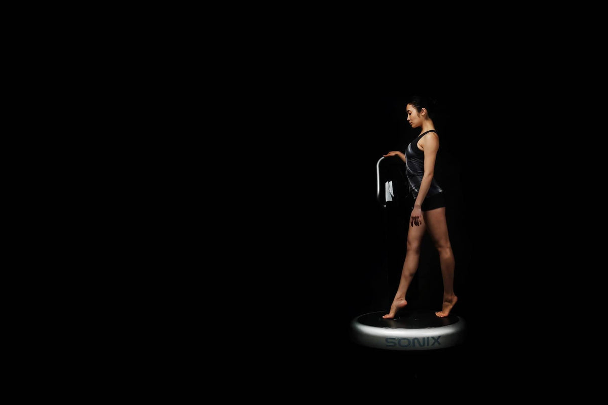 VibraSonic SonicWave Standing Vibration Platform - Stimulation avancée de tout le corps - Uno Vita AS
