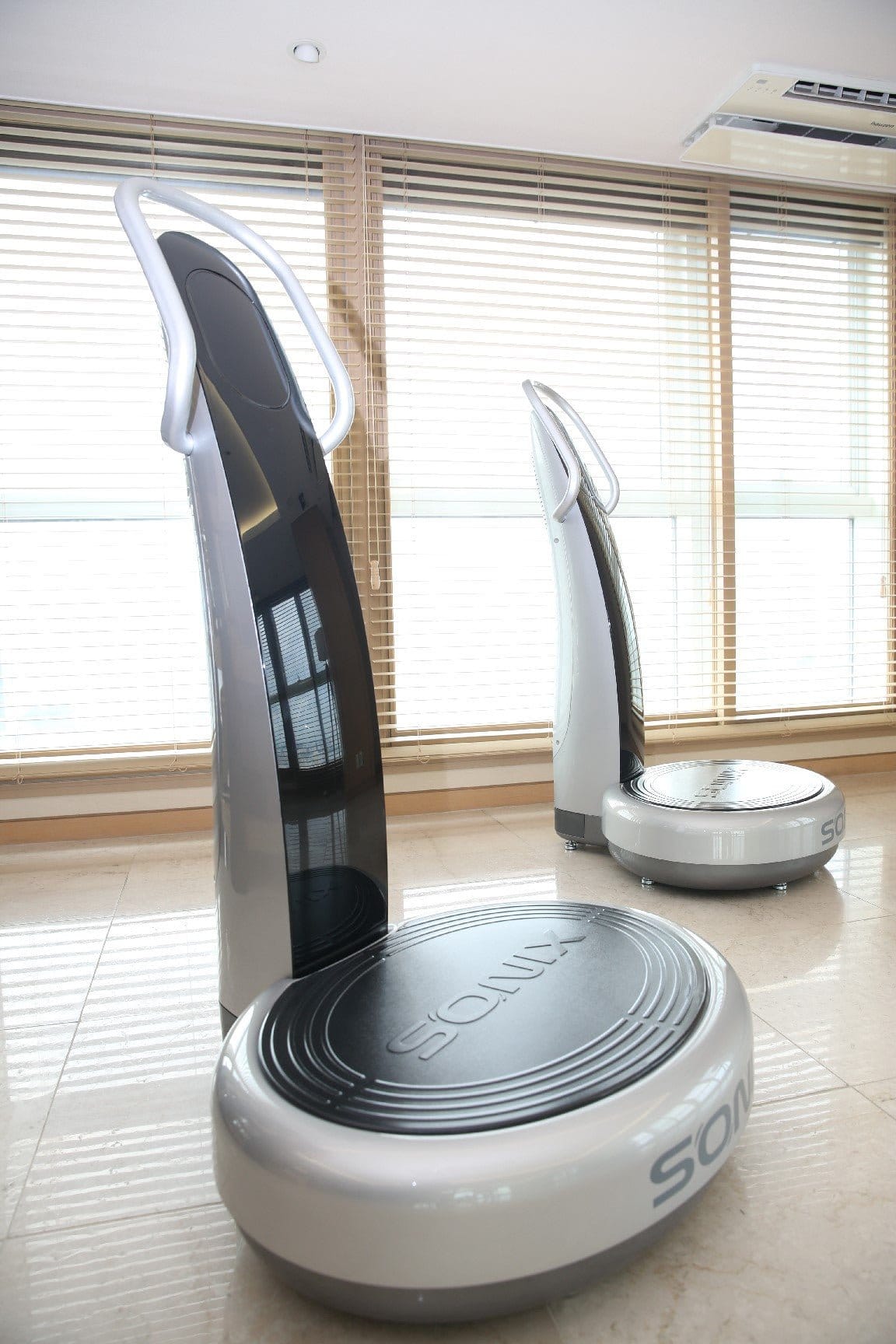 VibraSonic SonicWave Standing Vibration Platform - Stimulation avancée de tout le corps - Uno Vita AS