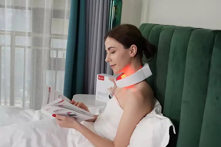 Uno Vita Rot- und Blaulichttherapie-Nackengerät – Uno Vita AS