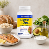 Eine Flasche Digest Gold® mit ATPro® im Fokus, umgeben von Haferflocken, Vollkornbrot, Avocado, Öl, Spinat und Lachs mit Zitrone.