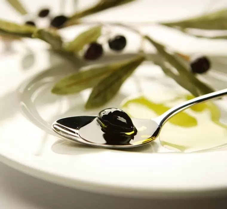 Les Terroirs de Marrakech - Aceite de Oliva Virgen Extra Ecológico Ultra Premium 500 ml - Estuche Regalo Exclusivo - Uno Vita AS