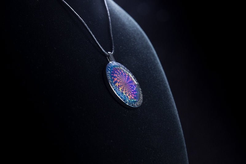 PHIWAVES diamond 5G jewel (exclusive and handmade) - Uno Vita AS