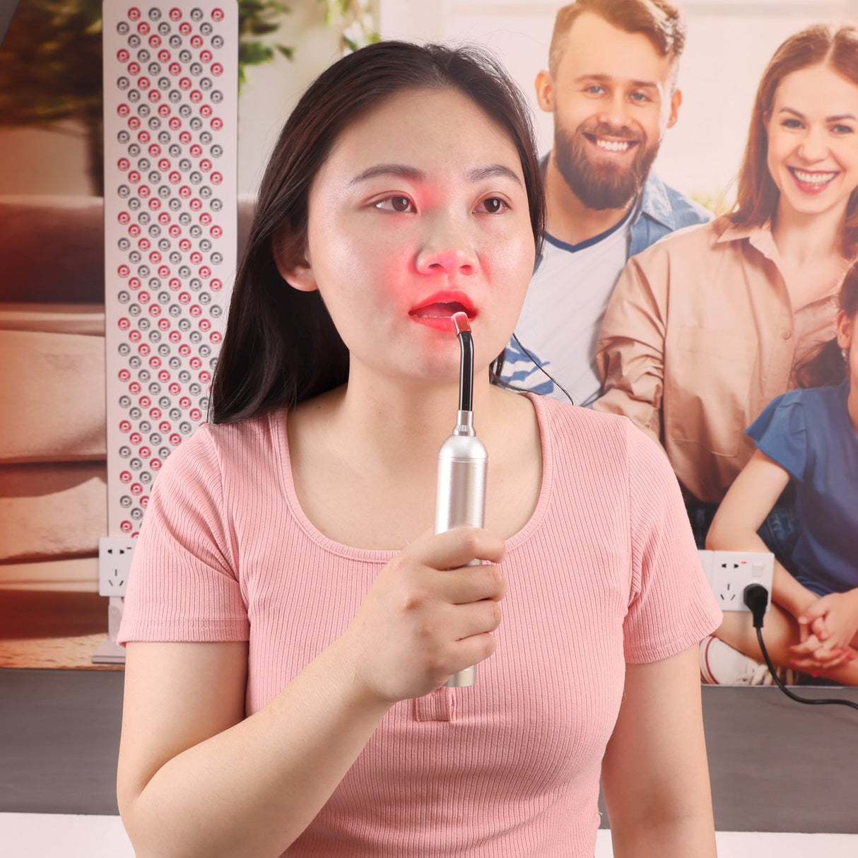 Uno Vita's Light Therapy Handheld Flashlight Torch (5 wavelengths) - Uno Vita AS